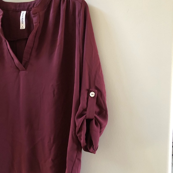 Maroon blouse - Picture 3 of 4
